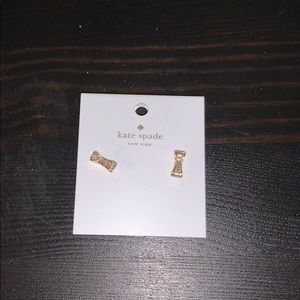 Adorable Kate spade bow earrings